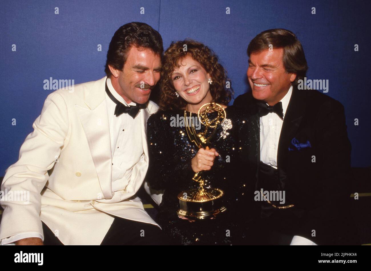 Marlo Thomas mit Tom Select und Robert Wagner bei den Annual Primetime Emmy Awards 38. im Pasadena Civic Auditorium in Pasadena, Kalifornien, 21. September 1986 Quelle: Ralph Dominguez/MediaPunch Stockfoto