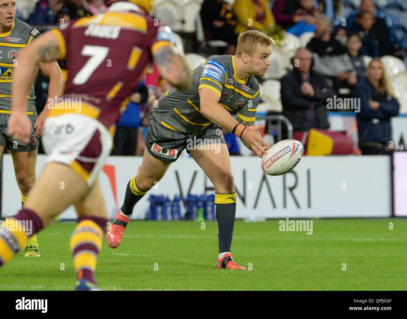 Betfred Super League Game Huddersfield Giants V Castleford Tigers Sonntag, 18.. August 2022 20:00 Kick Off John Smiths Stockfoto