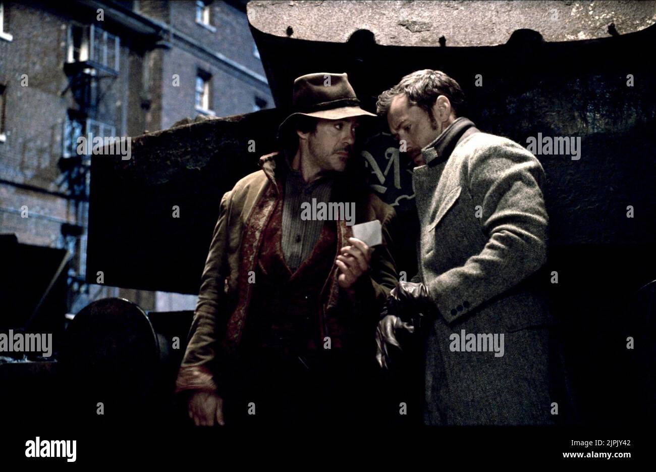 ROBERT Downey Jr., JUDE LAW, SHERLOCK HOLMES: EIN SPIEL DER SCHATTEN, 2011 Stockfoto