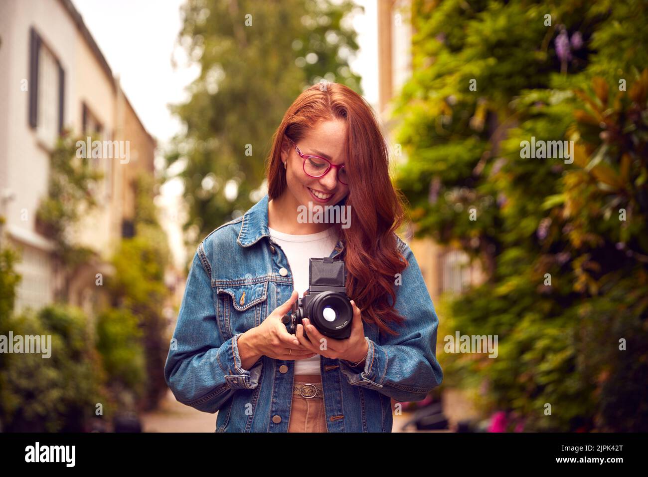 Fotograf, Fotografie, Hobbys, Mittelformatkamera, fotograf, Fotografen, Fotografien, Hobby, Mittelformatkameras Stockfoto