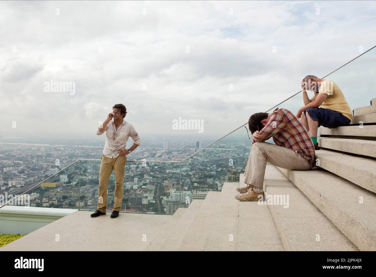 BRADLEY COOPER, ED HELMS, Zach Galifianakis, den Kater TEIL II, 2011 Stockfoto