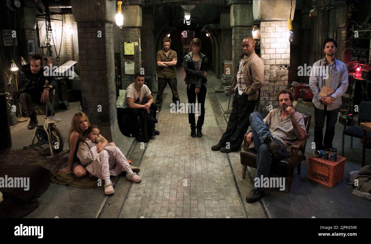 EKLUND, ARQUETTE, THICKSON, VENTIMIGLIA, HOLMES, GERMAN, VANCE, BIEHN, GONZALEZ, THE DIVIDE, 2011 Stockfoto