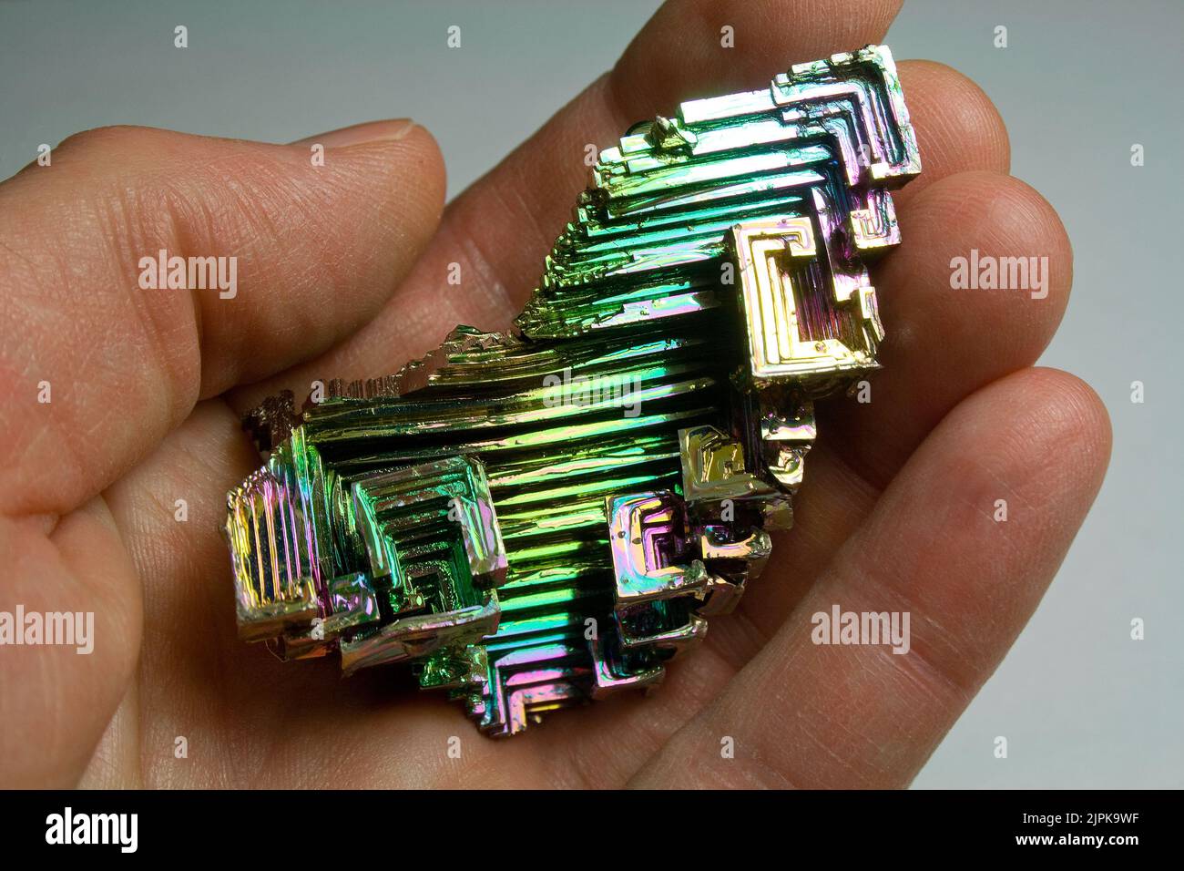 Kristallines Bismuth-Metall Stockfoto