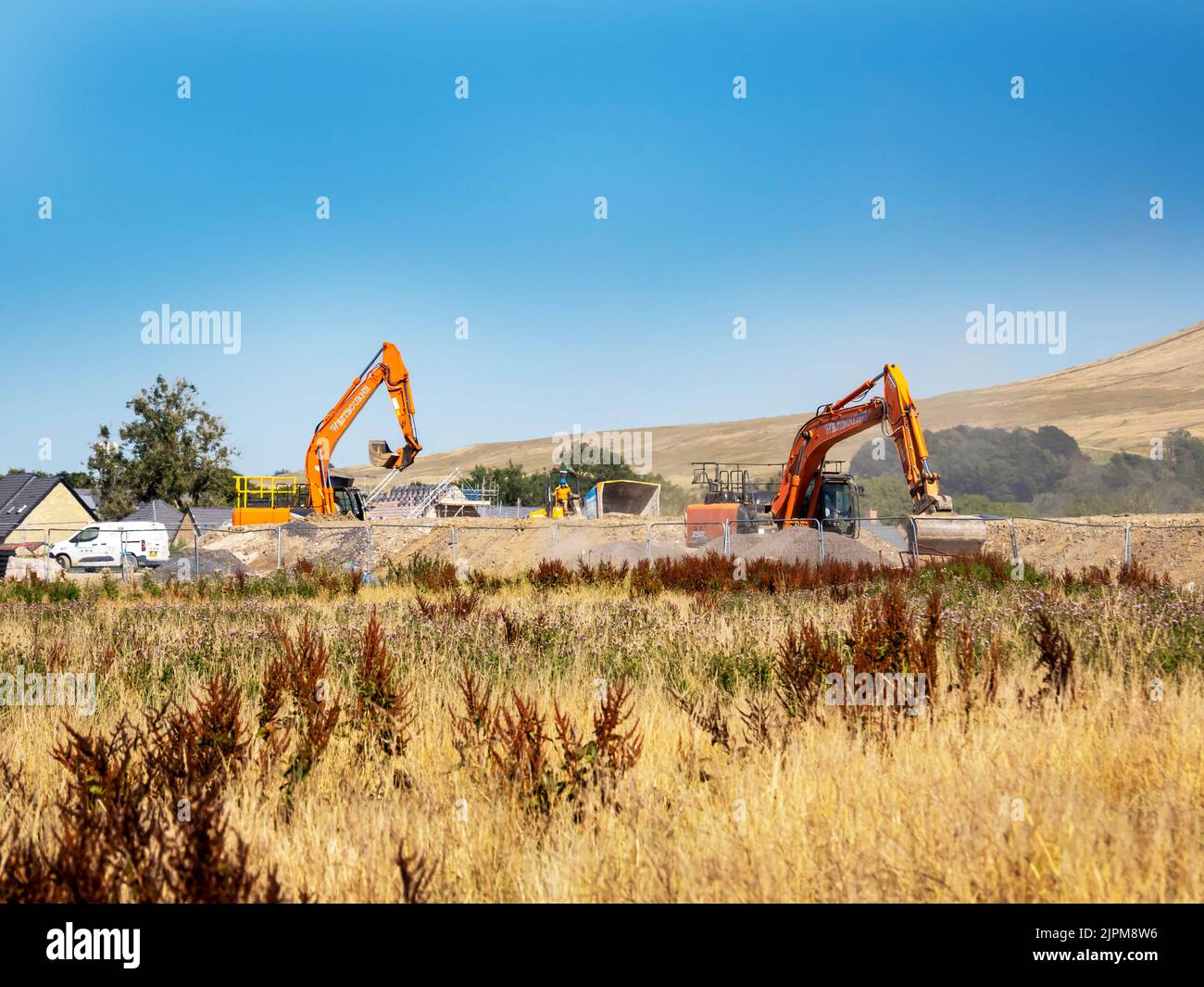 Neue Häuser werden auf Grünflächen in Clitheroe, Lancashire, Großbritannien, gebaut. Stockfoto