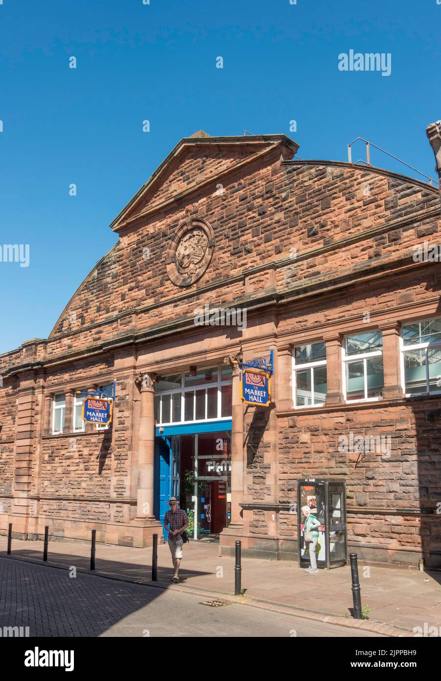 Der Eingang zur Carlisle Market Hall, Cumbria, England, Großbritannien Stockfoto