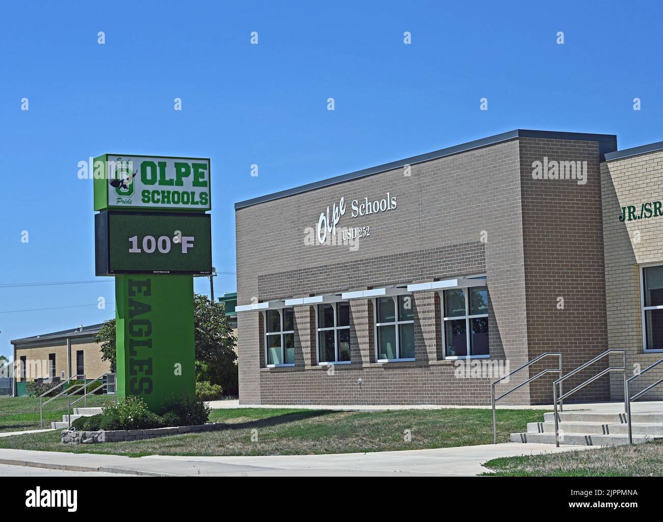 OLPE, KANSAS - 13. AUGUST 2022 die Junior und Senior High School in Olpe Stockfoto