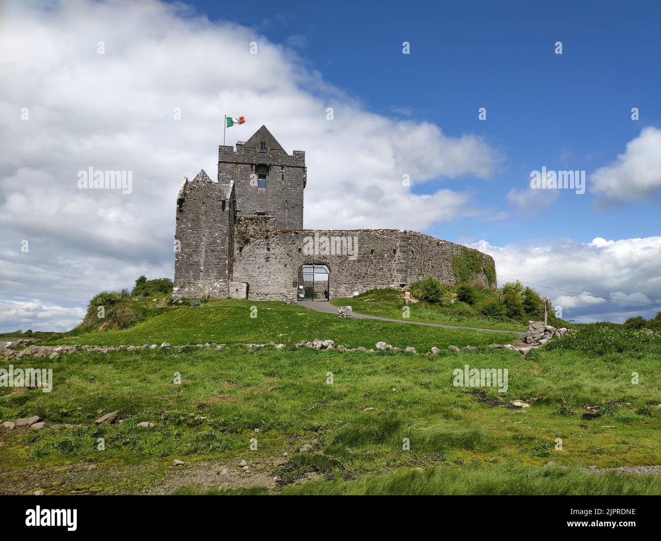 Dunquaire Castle, Drehort für Game of Thrones, Galway, Irland Stockfoto