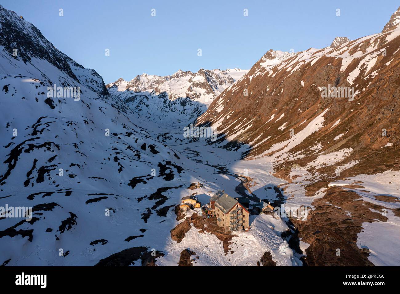 Berge im Winter, Luftaufnahme, Franz-Senn-Hütte, Neustift im Stubaital, Tirol, Österreich Stockfoto