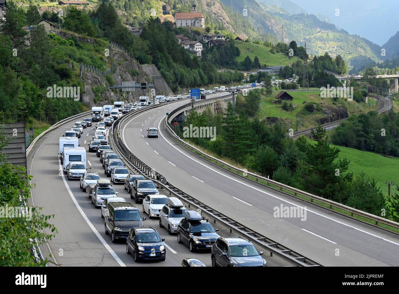Gotthard Tunnel Stau