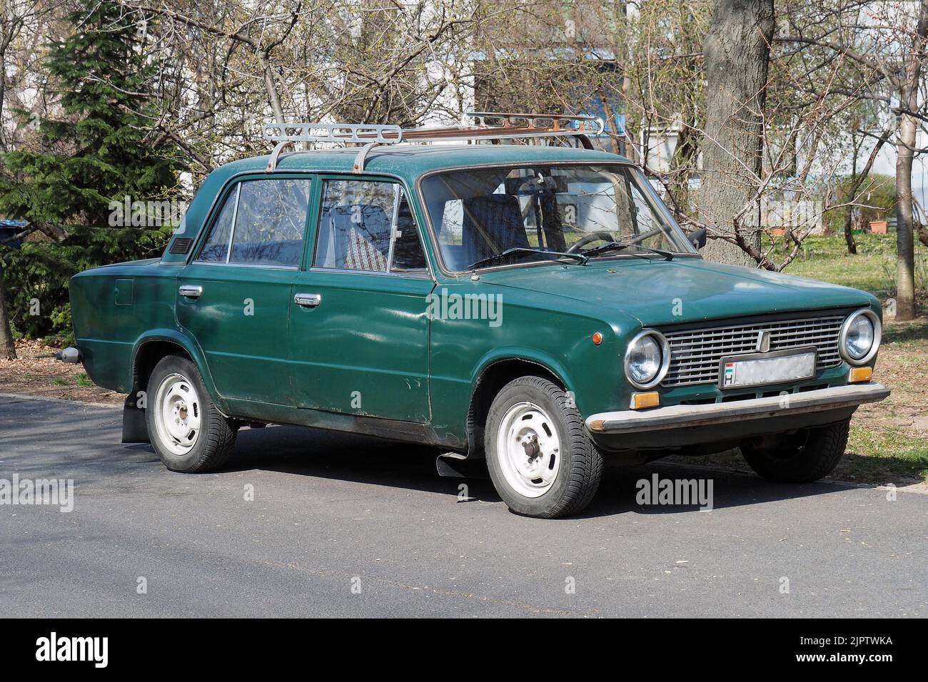 VAZ–2101, Zhiguli, Lada 1200 Car, (eine Marke von Autos, die von AvtoVAZ (ursprünglich sowjetischer VAZ), einem russischen Unternehmen, hergestellt wurden), Budapest, Ungarn Stockfoto