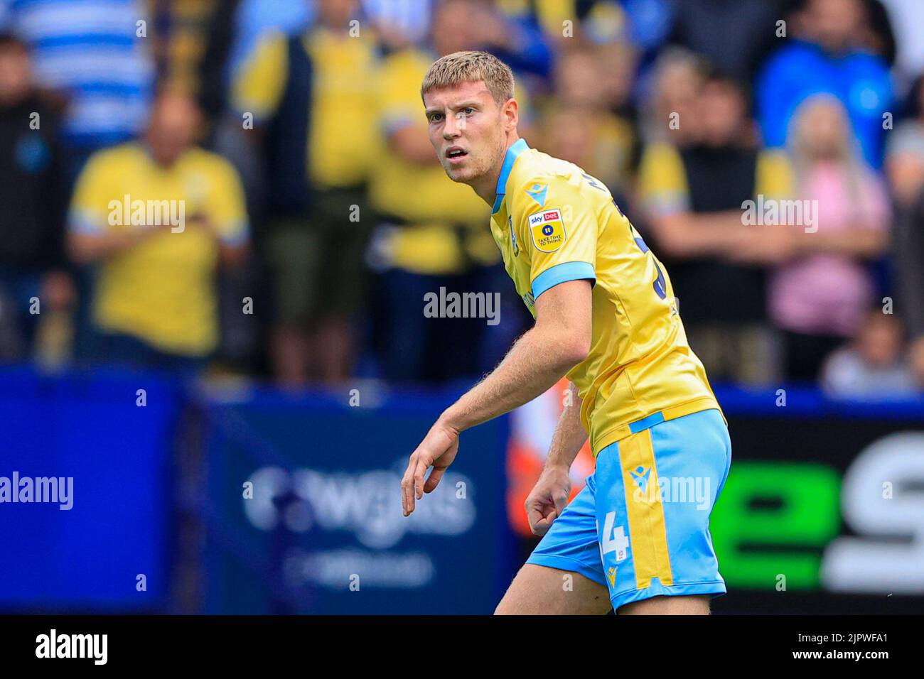 Bolton, Großbritannien. 20. August 2022. Mark McGuiness #34 von Sheffield Mittwoch in Bolton, Vereinigtes Königreich am 8/20/2022. (Foto von Conor Molloy/News Images/Sipa USA) Quelle: SIPA USA/Alamy Live News Stockfoto