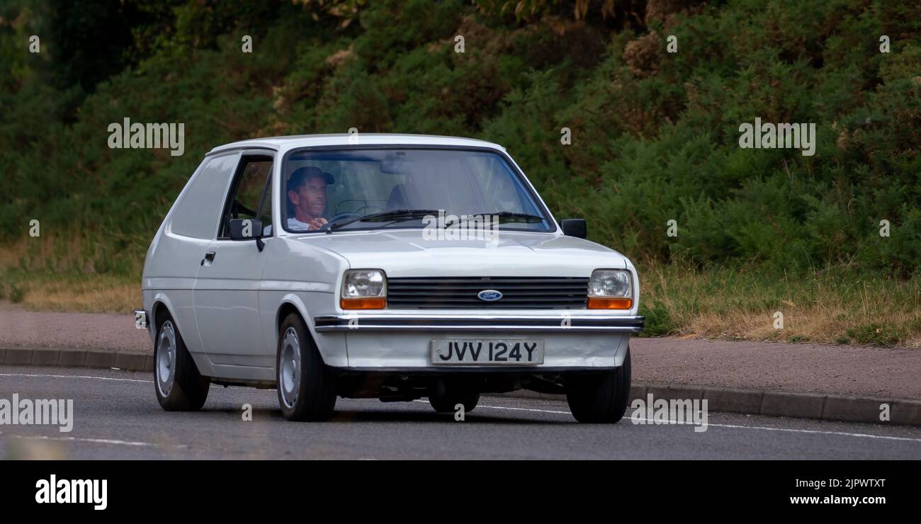 1982 weißer Ford Fiesta Van Stockfoto