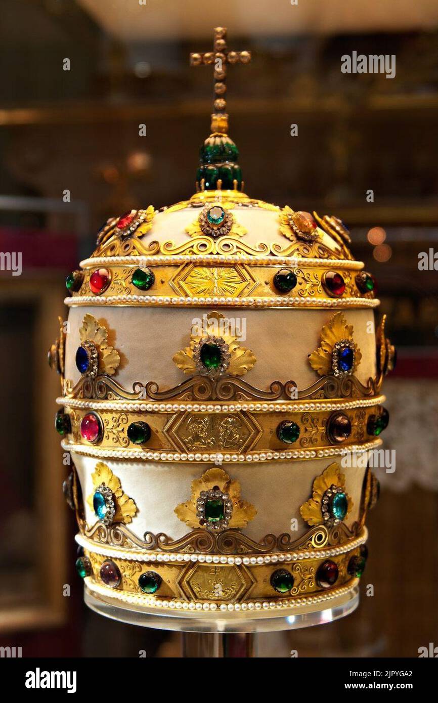 Tiara von Papst Pius VII., 1805 Stockfoto