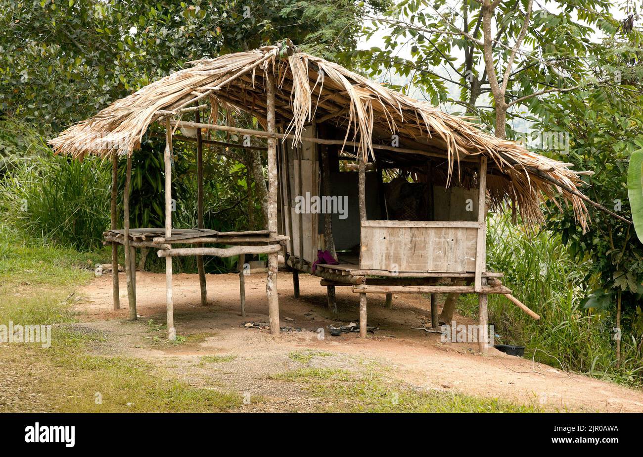 Orang asli Siedlung , Cameron Highlands Straßenrand Stand, Schutz Stockfoto