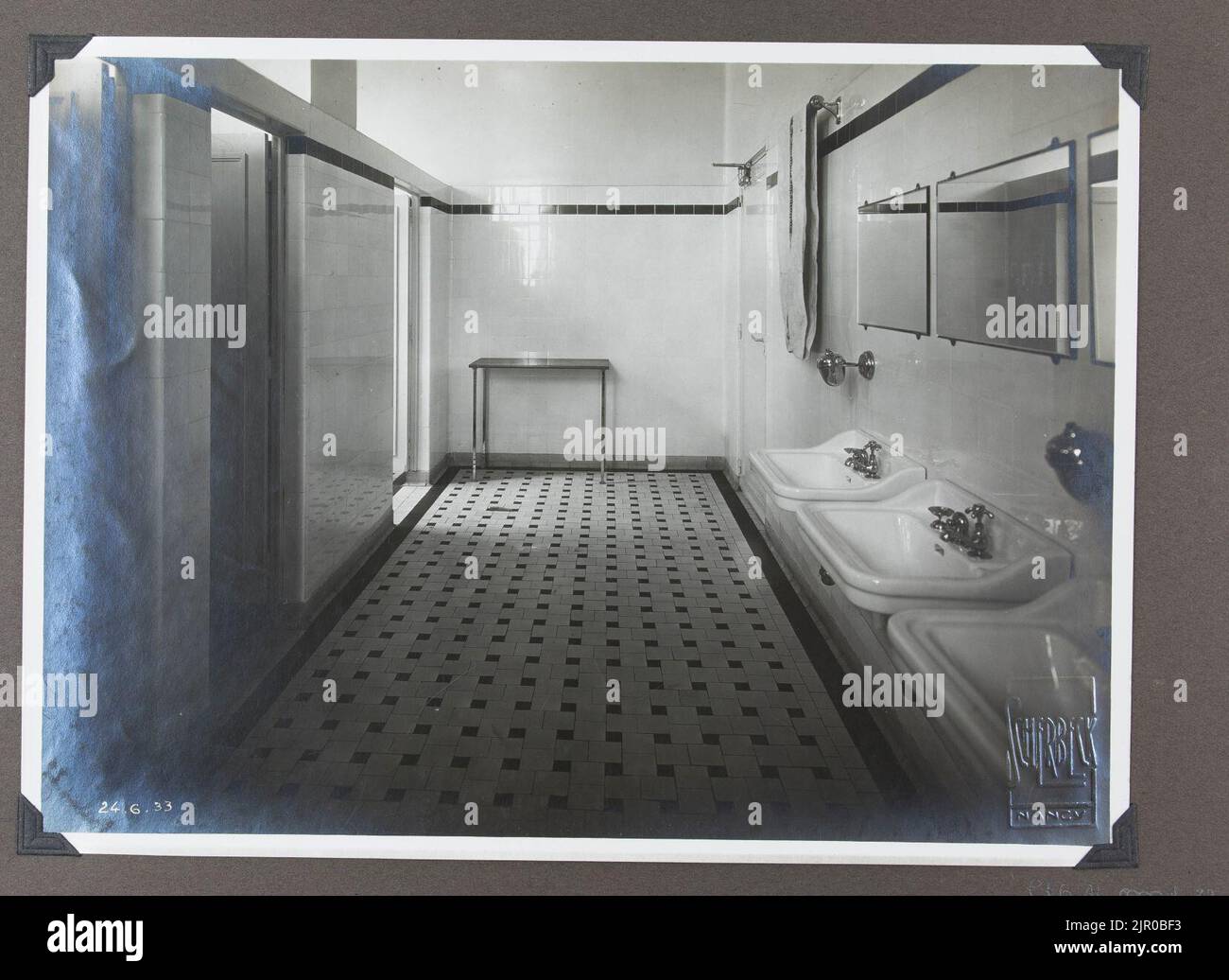 Toilettes après les travaux des années 30 P-FG-AL-00001-22 Stockfoto