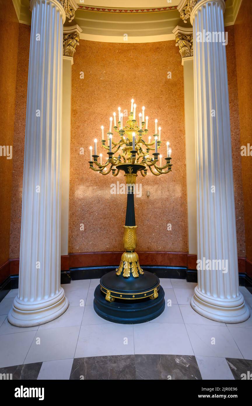 Budapest, Ungarn. Artefakte und Interieur des Ungarischen Nationalmuseums - Nationalmuseum für Geschichte, Kunst und Archäologie Stockfoto