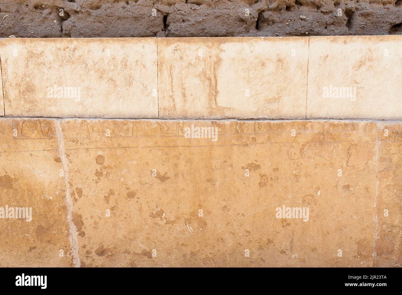 Ägypten, Saqqara, New Kingdom Grab von Horemheb, Südwand des zweiten Gerichts: Nur noch Füße. Stockfoto