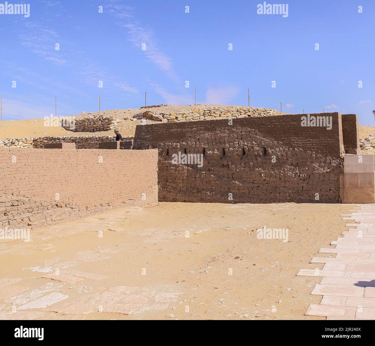 Egypte, Saqqara bei Kairo, New Kingdom Grab von Horemheb, erster Pylon und erster Hof, erst in den ersten Jahren des 21.. Jahrhunderts entdeckt. Stockfoto