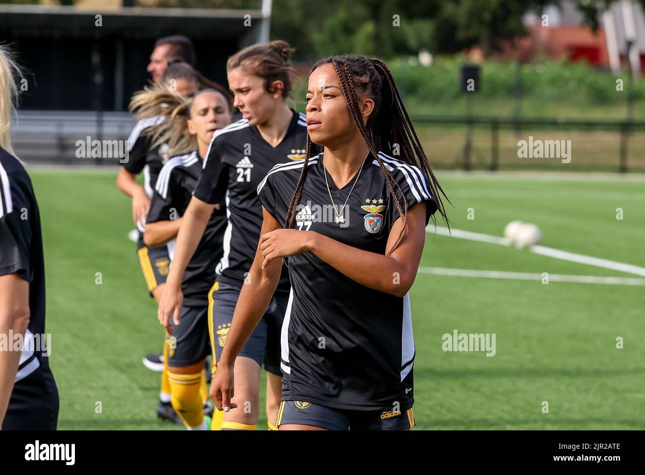ENSCHEDE, NIEDERLANDE - 21. AUGUST: Jessica Silva von SL Benfica während des UEFA Woman's Champions League Qualifikationsspiels zwischen dem FC Twente VR und SL Benfica VR am 21. August 2022 in Enschede, Niederlande (Foto: Marcel ter Bals/Orange Picles) Stockfoto