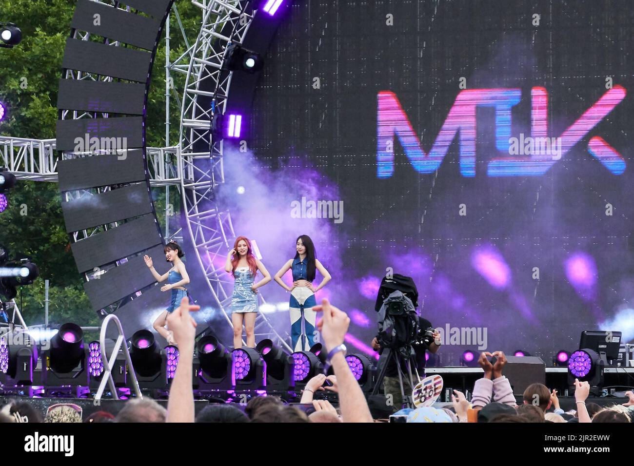 London, Großbritannien, 30.. Juli 2022. Viviz spielt beim MIK (Made in Korea) Music Festival 2022, dem größten Outdoor K-Pop Festival in Europa, im Southwark Park. Kredit: Calvin Tan Stockfoto
