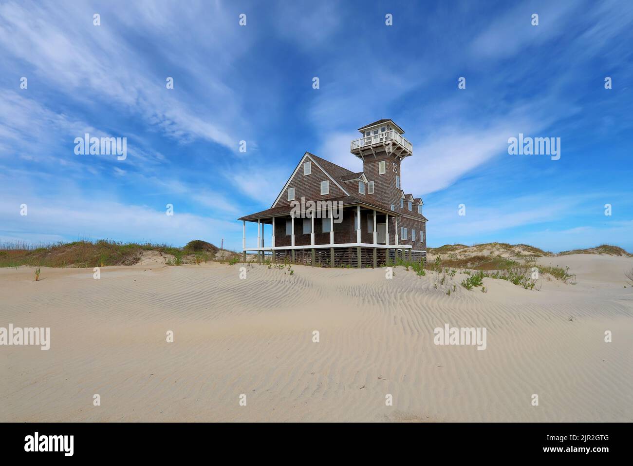 Die historische Station Oregon Inlet zur Rettung des Lebens auf der Insel Pea Island in der Nähe von Rodanthe, am äußeren Ufer von North Carolina Stockfoto