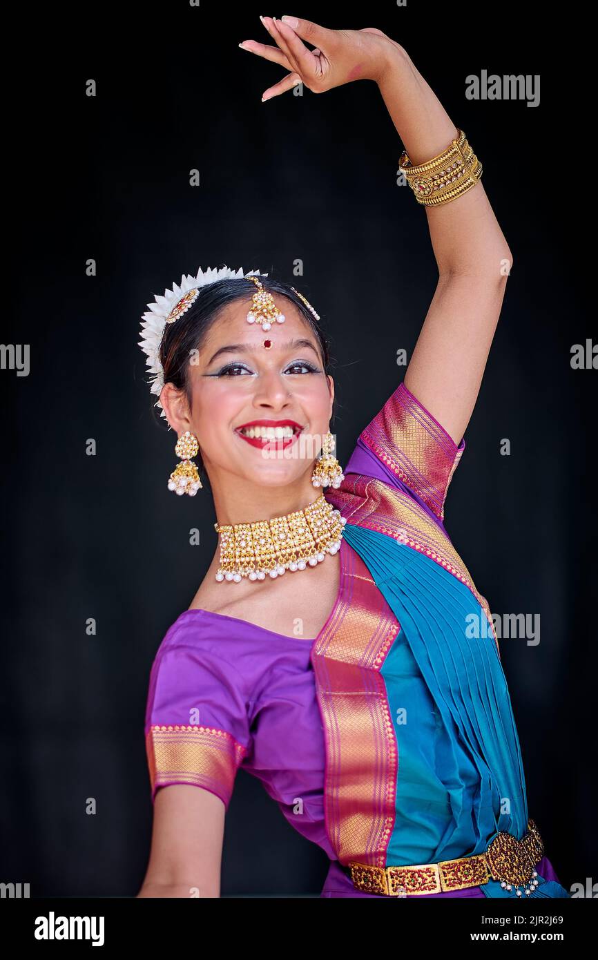 Edinburgh Schottland, Großbritannien 21. August 2022. Dance Ihayami treten bei Leith Links für das multikulturelle Mela-Event auf. Credit sst/alamy Live News Stockfoto