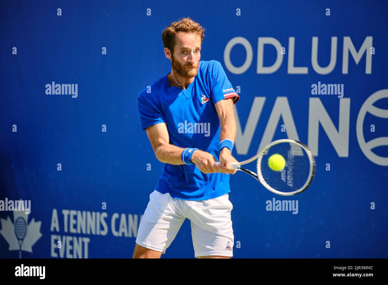 West Vancouver, Kanada, 21.. August 2022: Constant Lestienne (FRA) besiegte Arthur Rinderknech (FRA) 6-0, 4-6, 6-3 beim Odlum Brown VanOpen Herren Singles Final Match im Hollyburn Country Club in West Vancouver, Kanada. Quelle: Joe Ng/Alamy Live News Stockfoto