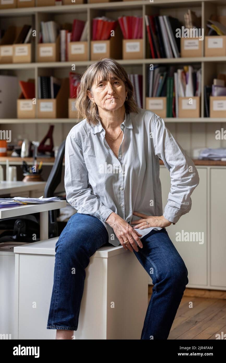 Baroness Beeban Kidron gab eine 30-jährige Karriere als erfolgreiche Hollywood-Filmregisseurin auf, um sich für den Schutz von Kindern vor Online-Schäden zu einsetzen. 04/08/22 Stockfoto