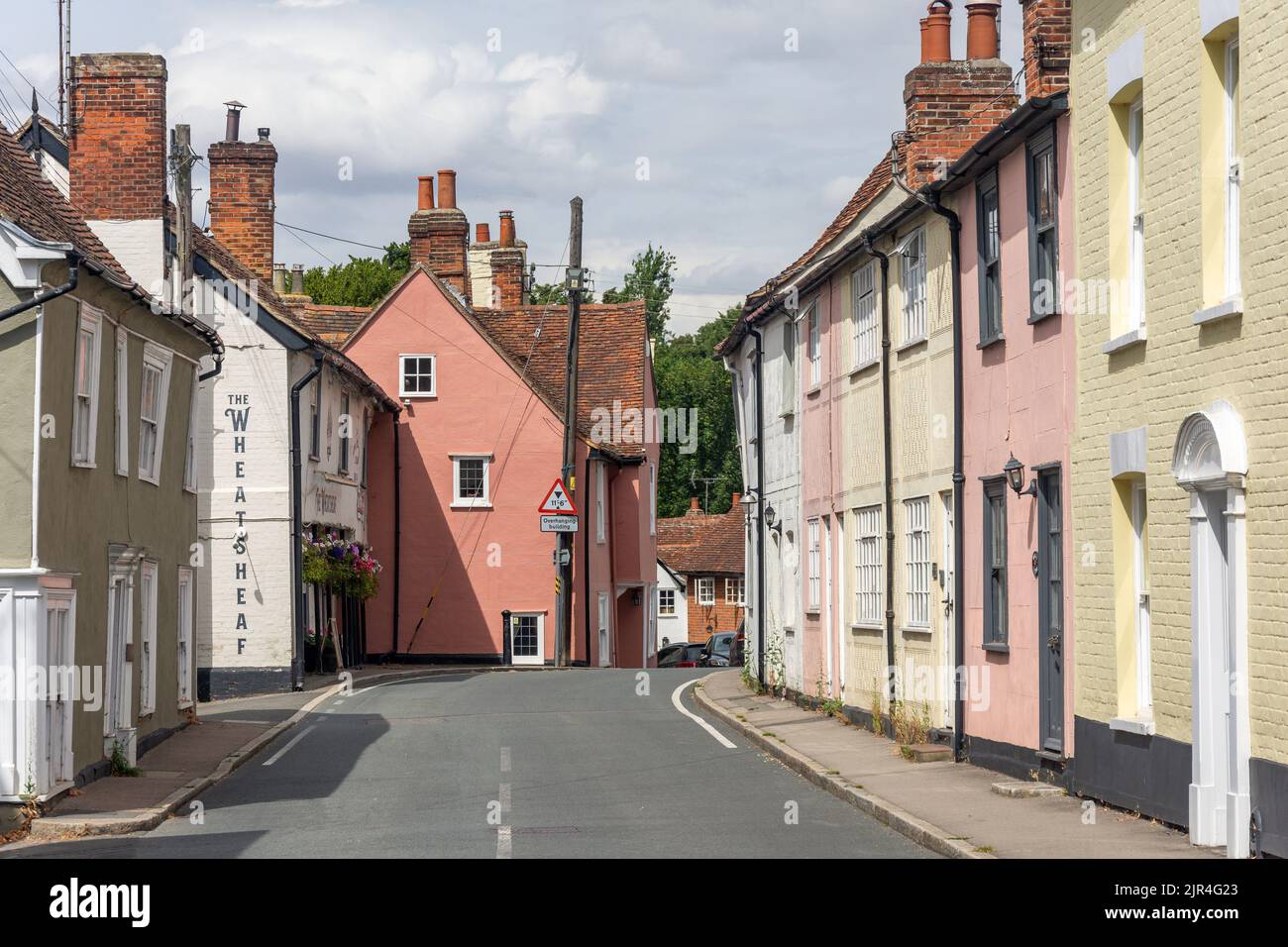 The Wheatsheaf Inn, Queen Street, Castle Hedingham, Essex, England, Vereinigtes Königreich Stockfoto