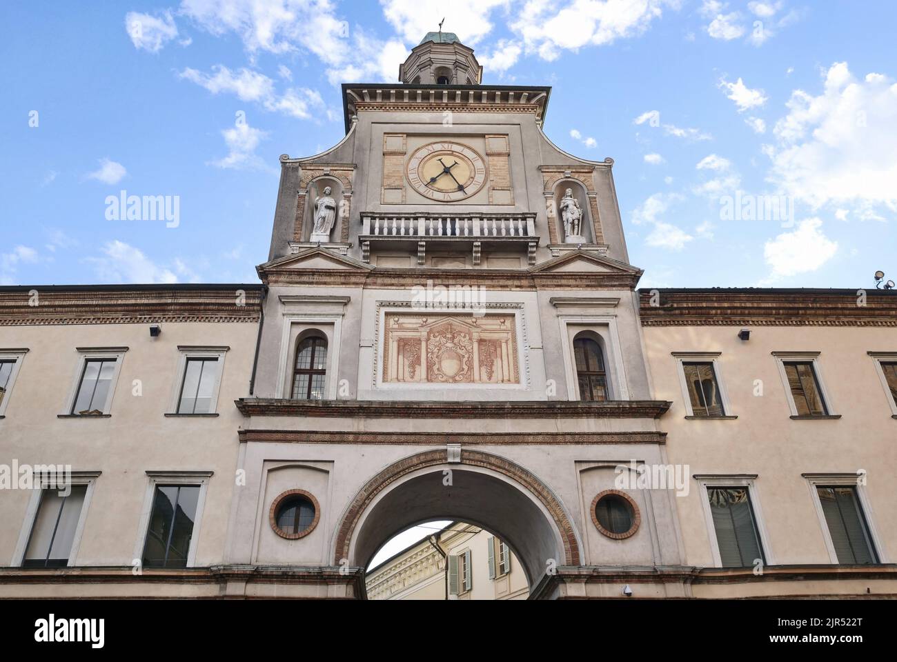 Torrazzo-Bogen im Kuppelplatz, Crema, Cremona, Lombardei, Italien Stockfoto