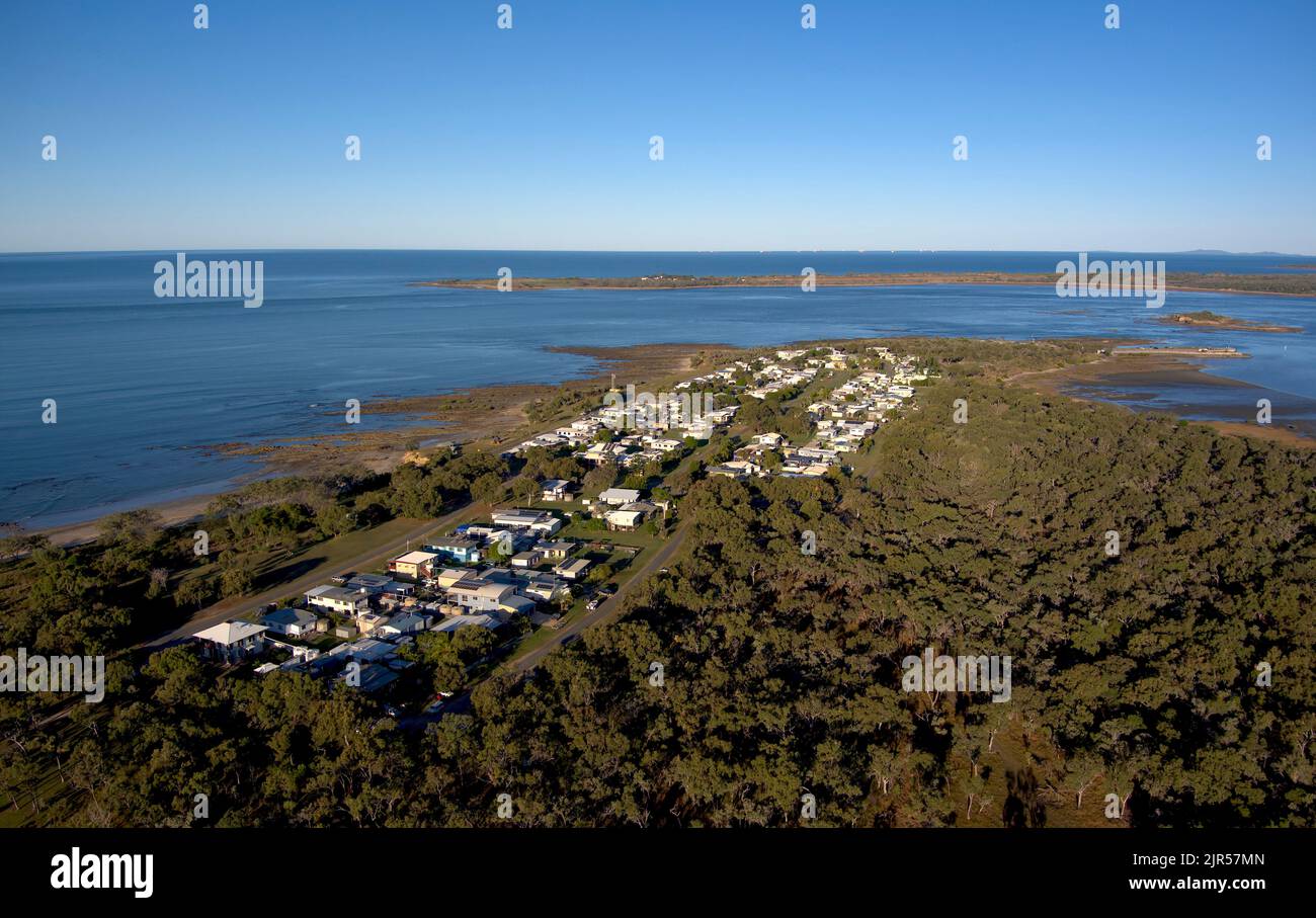 Luftaufnahme von Southend das einzige Dorf auf Curtis Island Queensland Australien Stockfoto