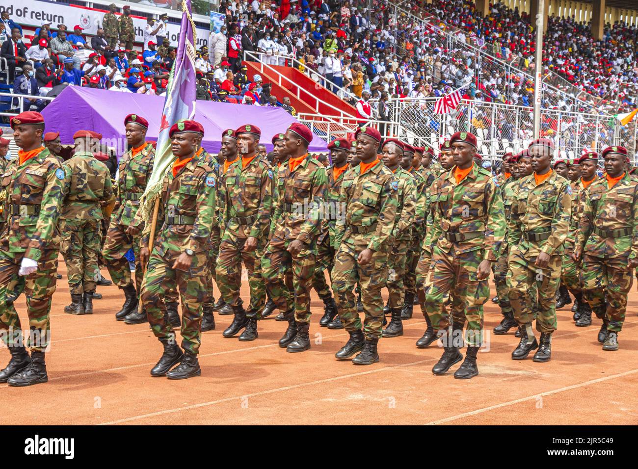 Militärparade anlässlich der Feier des 200. Geburtstages von Liberia am 14. Februar 2022 in Monrovia Stockfoto