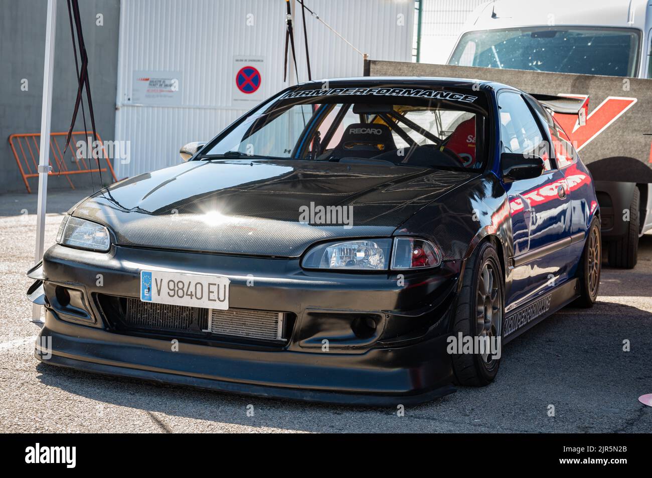 Ein klassisch schwarzer, sportlicher Honda Civic EG der fünften Generation in Japan auf einer Ausstellung Stockfoto