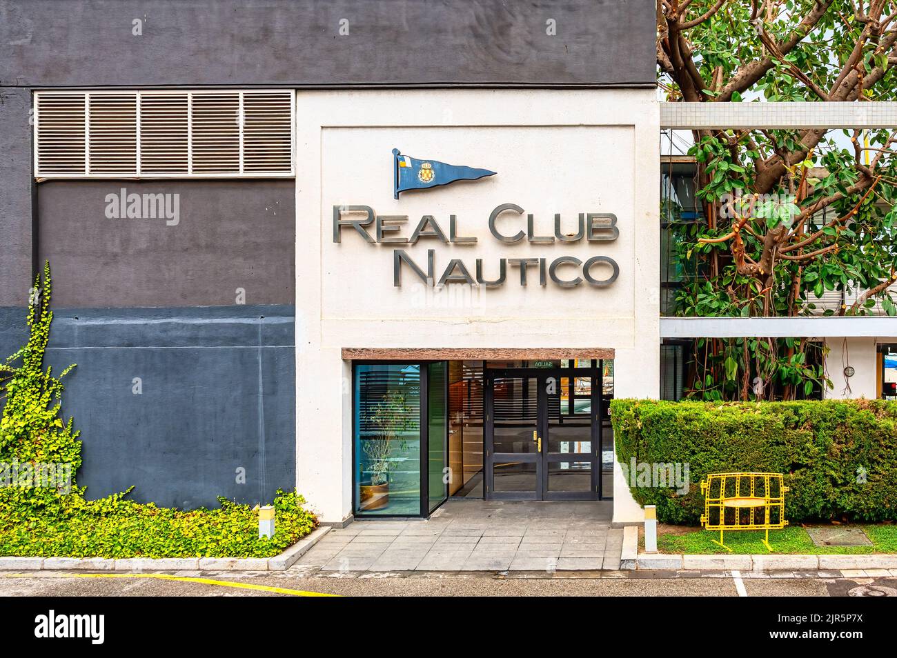 Gebäude Eingangstür zum Real Club Nautico oder Royal Nautical Club Stockfoto