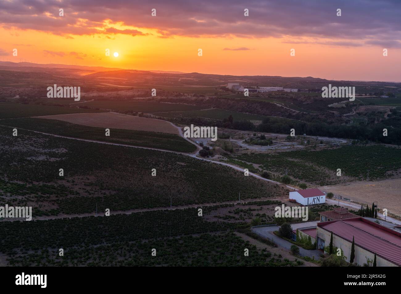 Landschaft von La Rioja bei Sonnenaufgang, El Cortijo von Logroño, Spanien Stockfoto