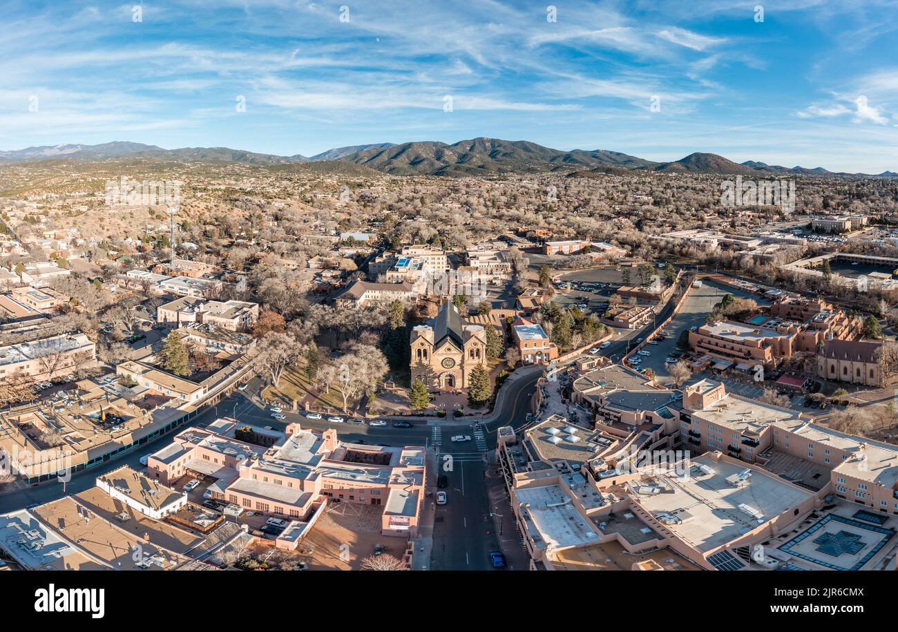 Luftaufnahme der Innenstadt von Santa Fe, New Mexico Stockfoto