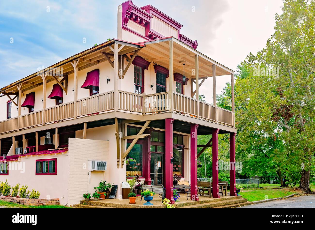 Phillips Lebensmittelgeschäft ist am 24. September 2011 in Holly Springs, Mississippi, abgebildet. Das beliebte Restaurant wurde 1892 als Saloon erbaut. Stockfoto