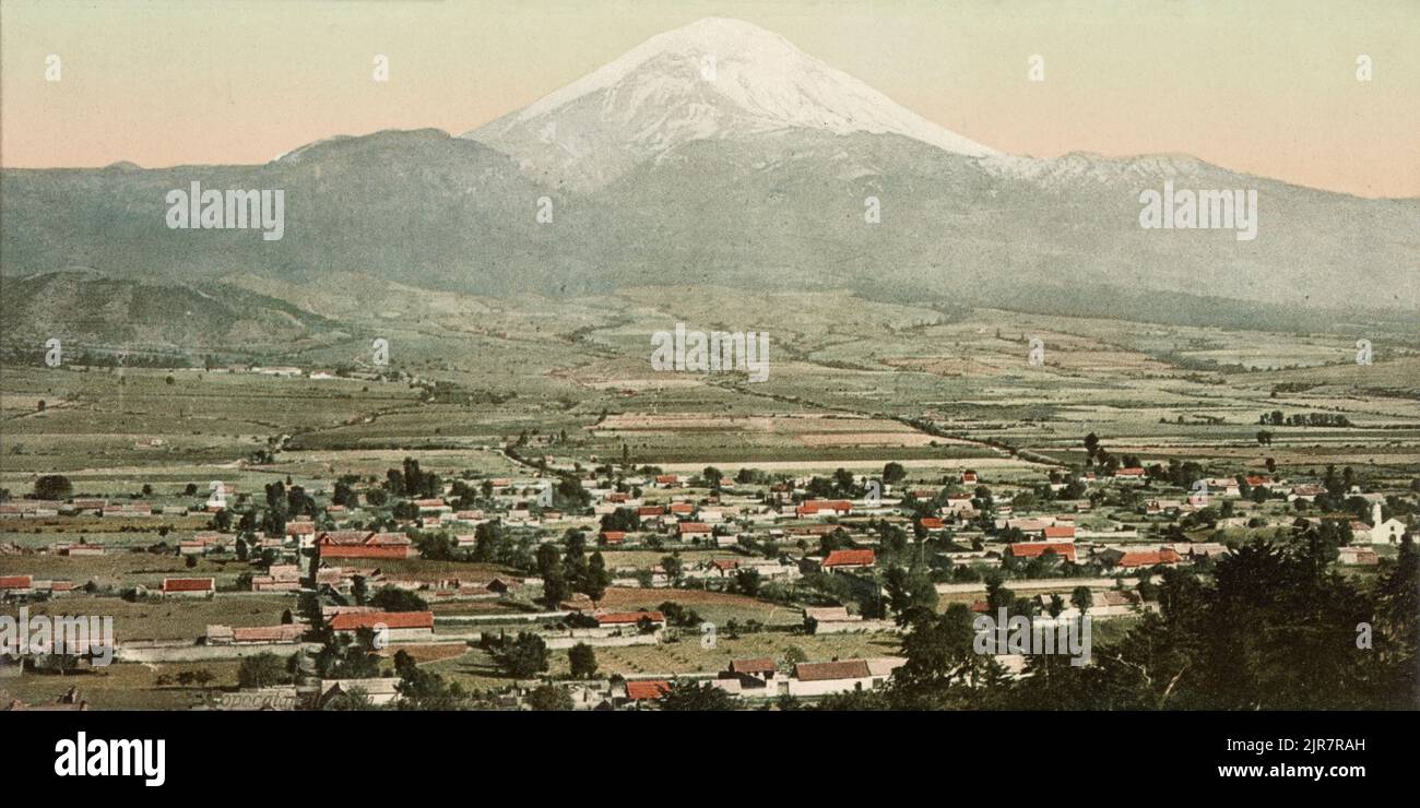 Schneebedeckter Popocatapetl-Vulkan aus Amecameca, Fotolithographie des amerikanischen Fotografen William Henry Jackson ca. 1884-1890, Mexiko Stockfoto