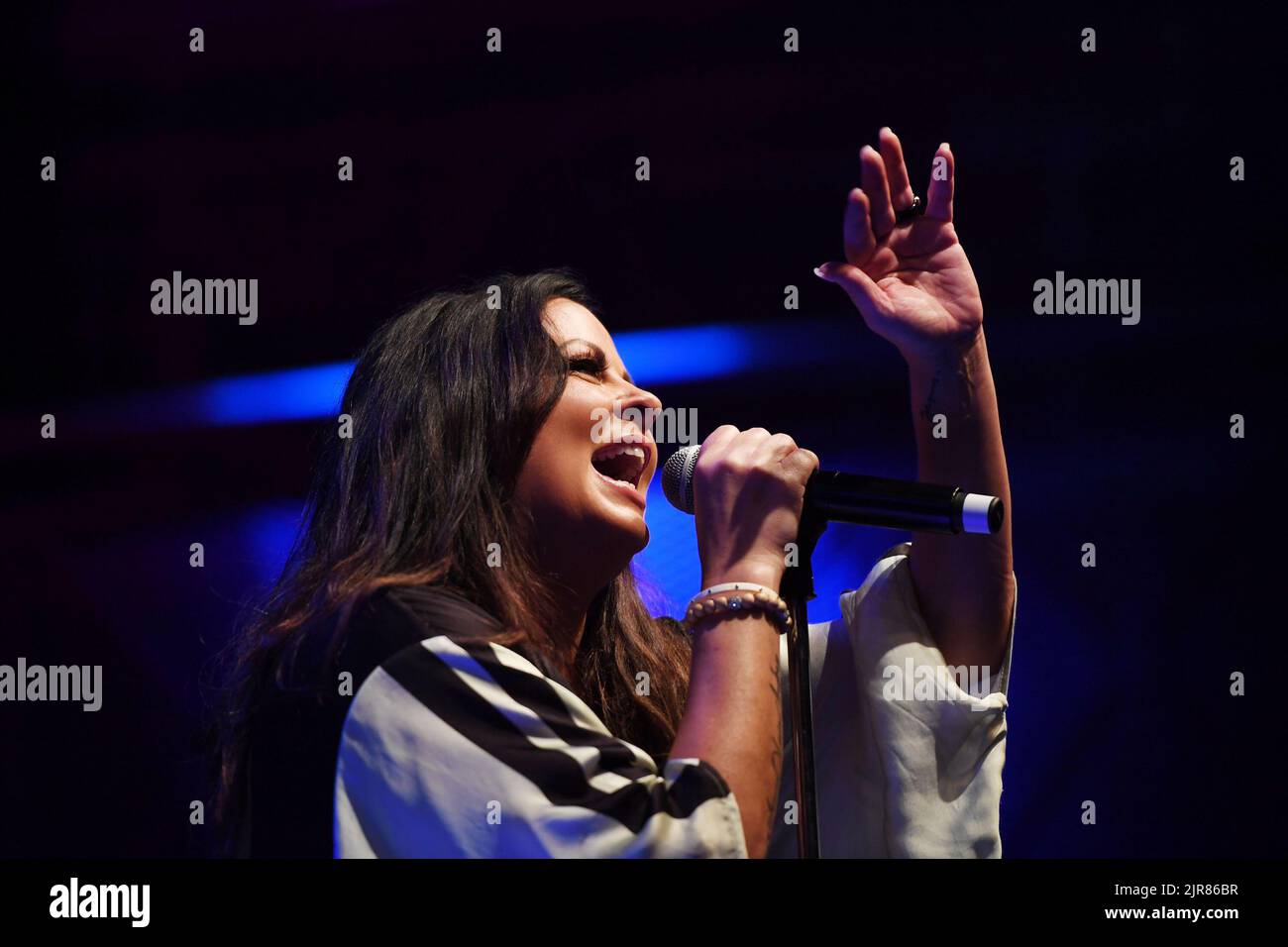 22. August 2022, Norfolk, Virginia, USA: SARA EVANS bringt am 22. August 2022 ein Land in die Norva in Norfolk, Virginia. Foto Â©Jeff Moore (Kreditbild: © Jeff Moore/ZUMA Press Wire) Stockfoto