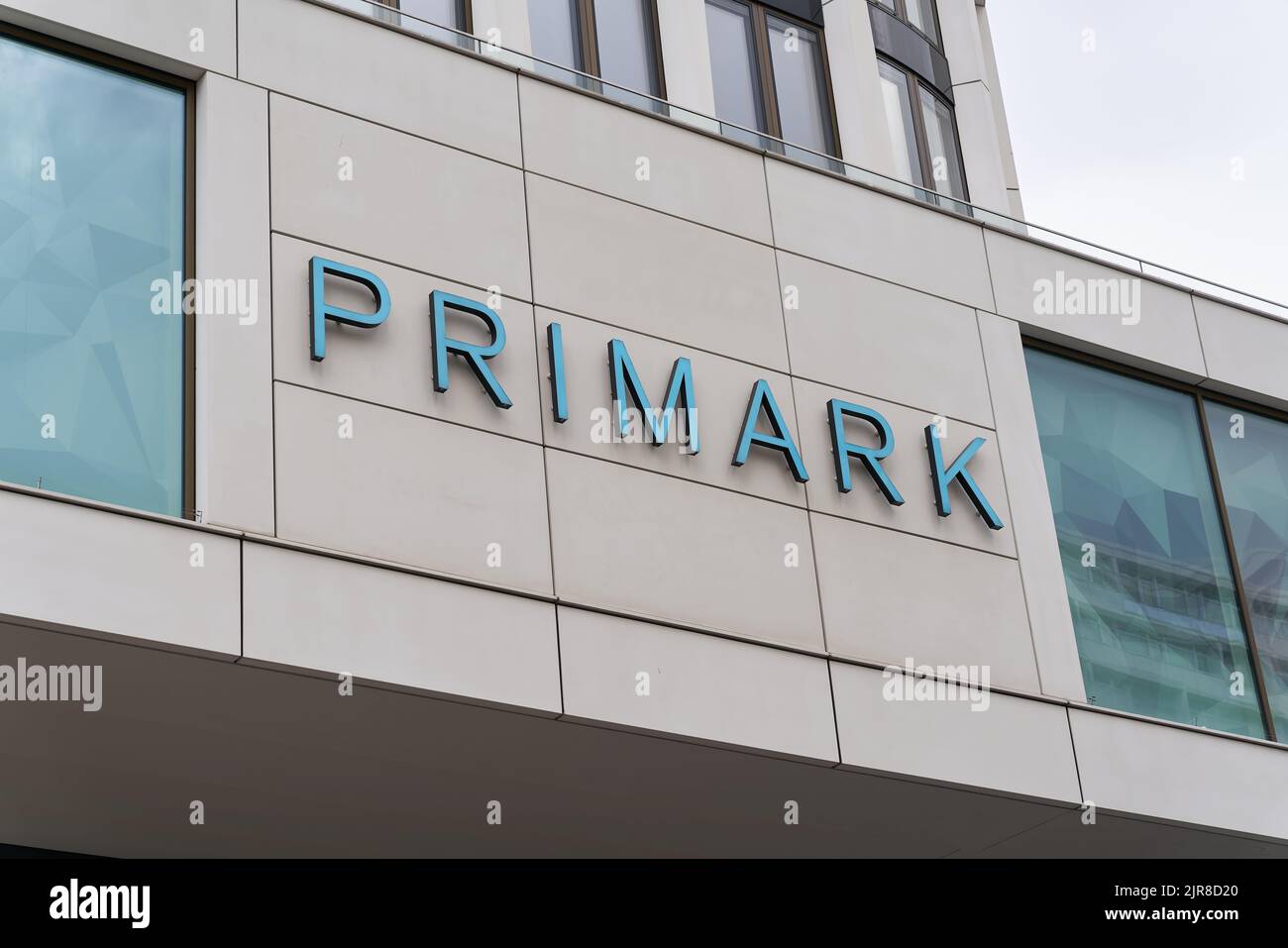 Geschäft des Discounters Primark im Zentrum von Berlin Stockfoto