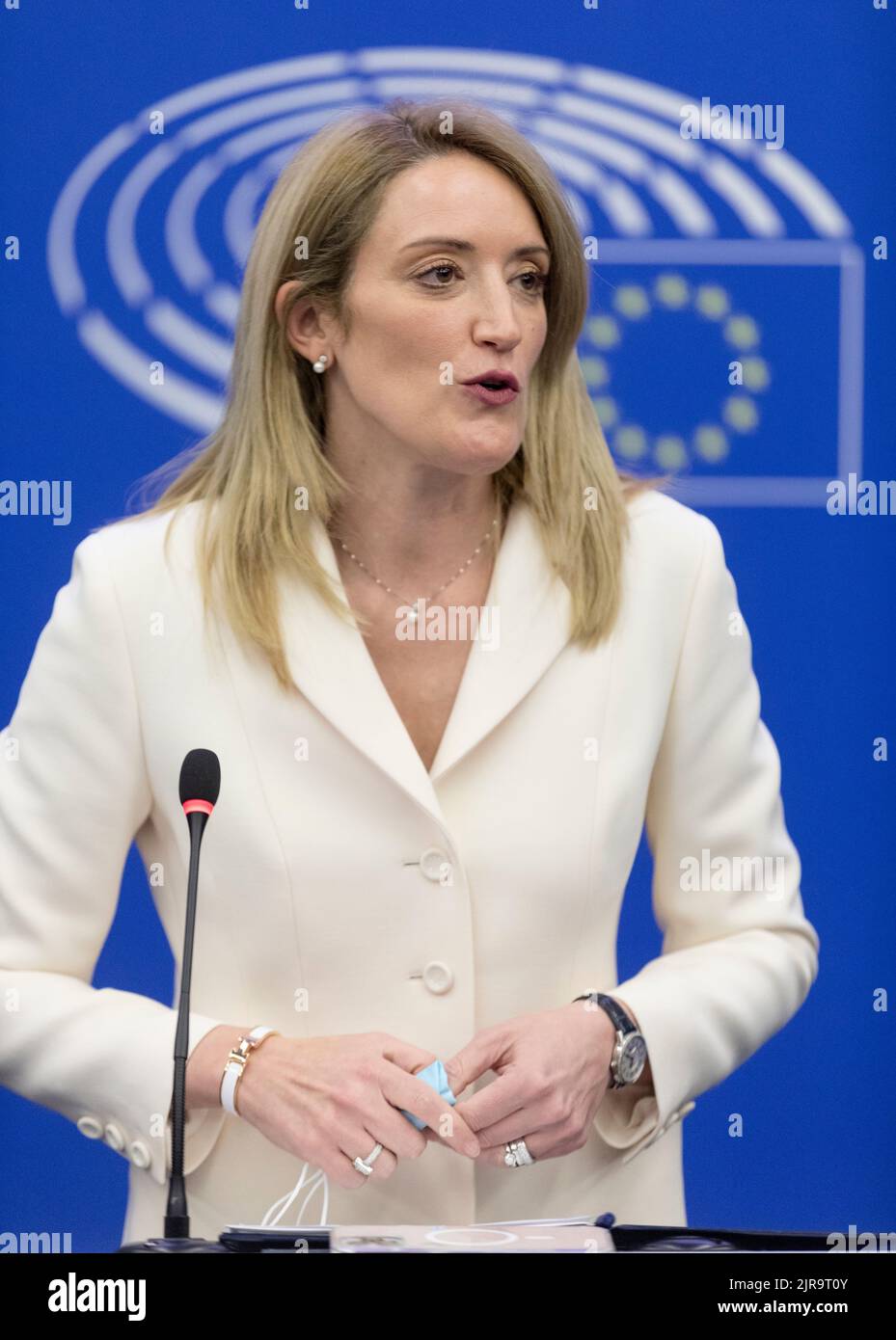 Straßburg (Elsass, Nordostfrankreich), 18. Januar 2022: Erste Rede von Roberta Metsola, neu gewählte Präsidentin des Europäischen Parlaments Stockfoto