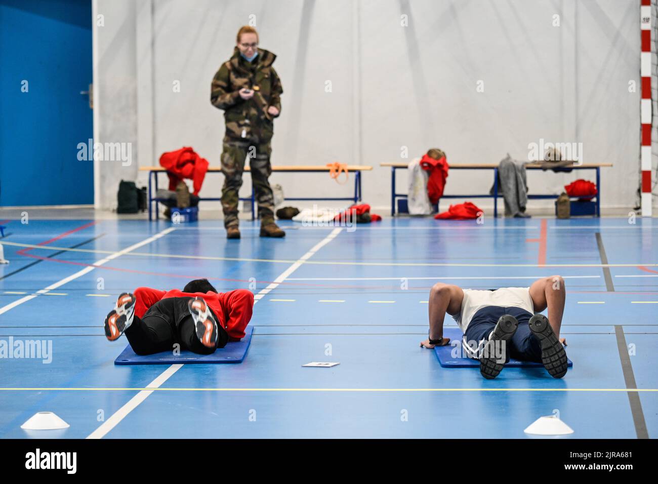 Amberieu-en-Bugey (Mittelostfrankreich): Auszubildende des Freiwilligen Militärdienstes (SMV), der junge Menschen, die aus dem Dienst ausgefallen sind, ausbilden soll Stockfoto