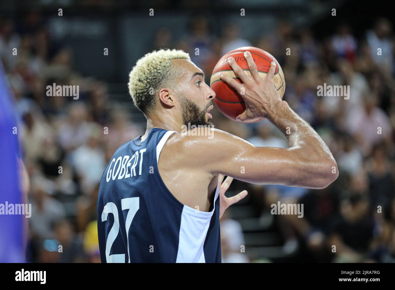 Rudy Gobert beim zweiten Spiel für das France Basket Team gegen Italien in Montpellier zur Vorbereitung auf den Eurobasket 2022 Stockfoto