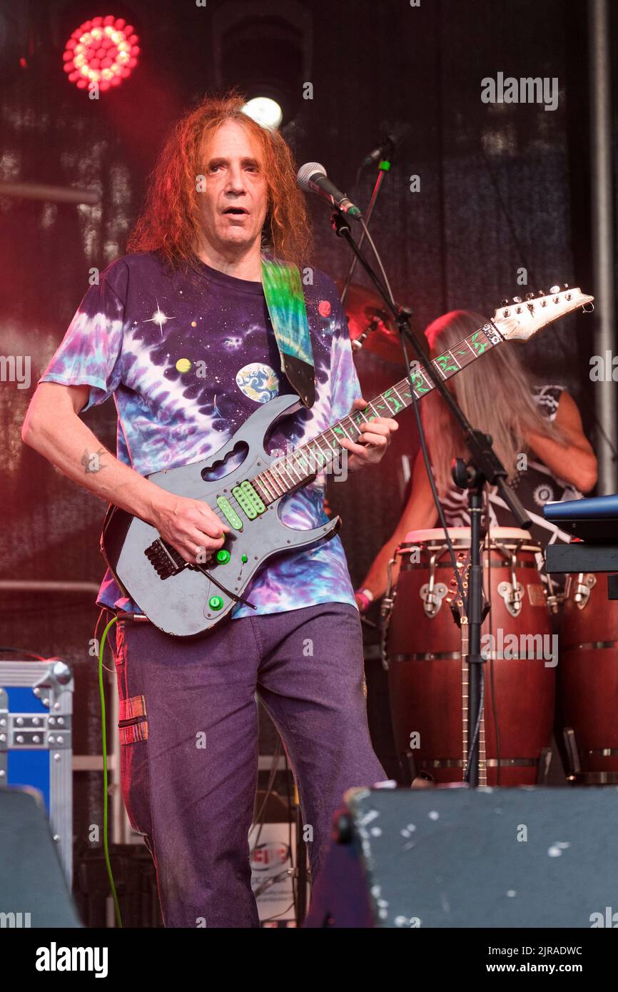 Ed Wynne von Ozric Tentacles beim Weyfest Festival, Tilford, England, Großbritannien. 21. August 2022 Stockfoto