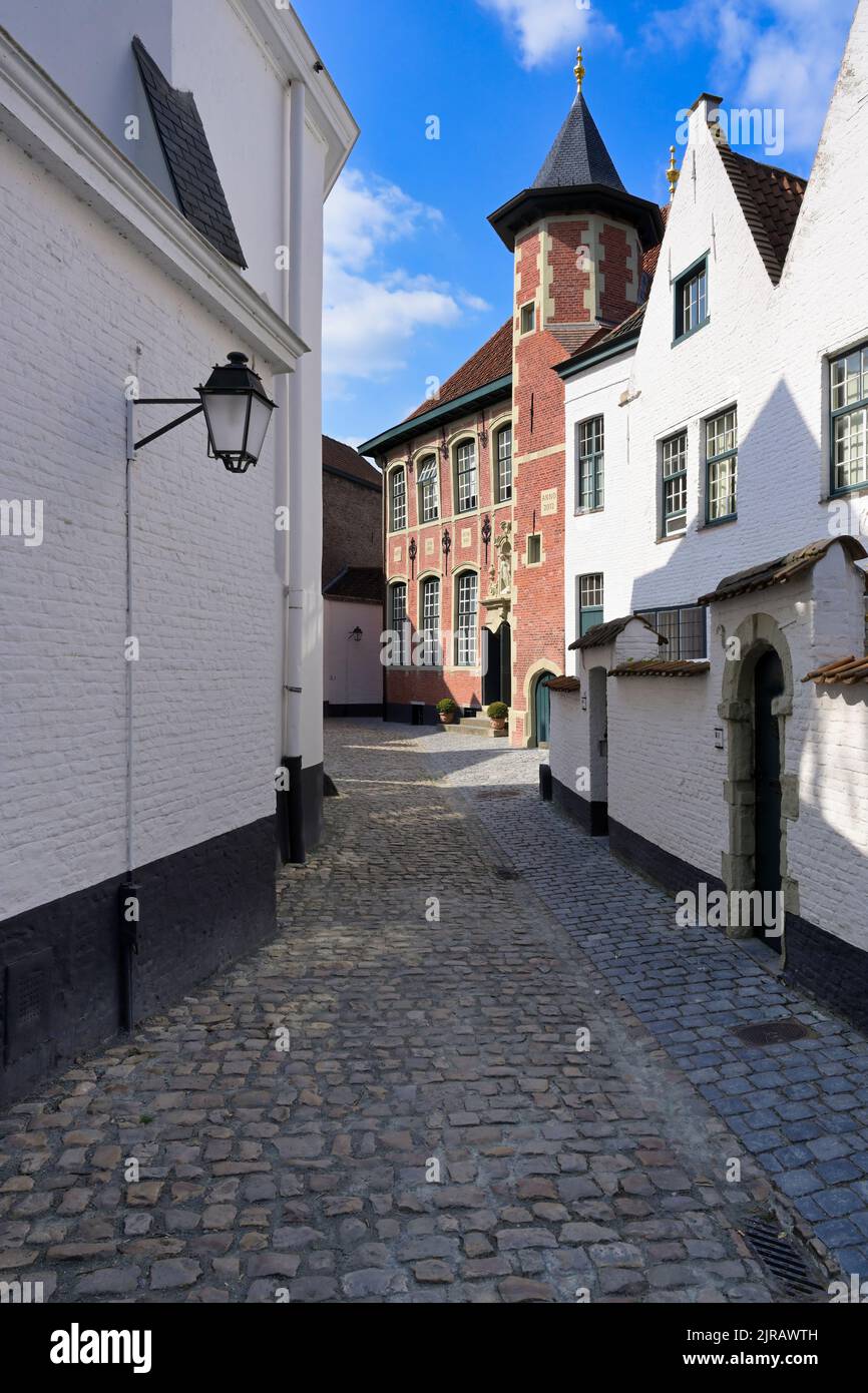 St. Elisabeth Beguinage, Kortrijk, Flandern, Belgien Stockfoto