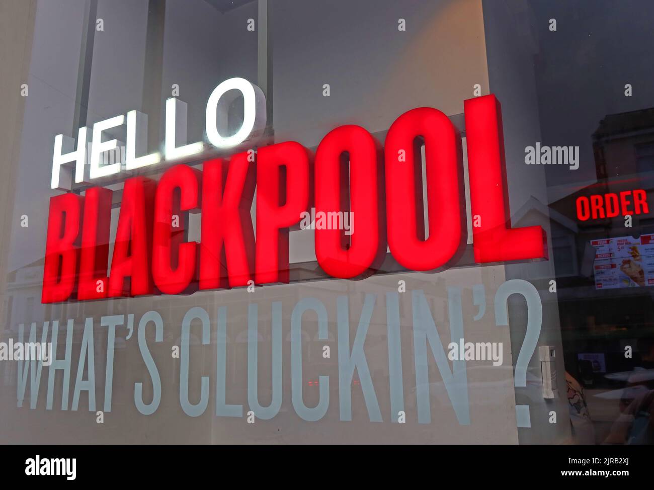 Hallo Blackpool - Was Gibt Es Zu Beachten? KFC, Fast Food, Junk Food, frittierte Lebensmittel senken die Lebenserwartungen in Lancashire und am Meer, England, Großbritannien Stockfoto