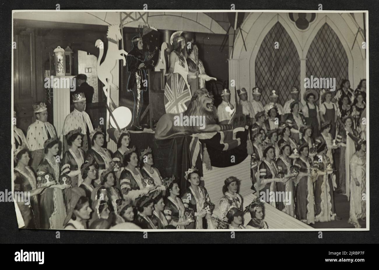 Victory Queen Carnival großes Finale, 1941. Juni, Wellington, Hersteller unbekannt. Stockfoto