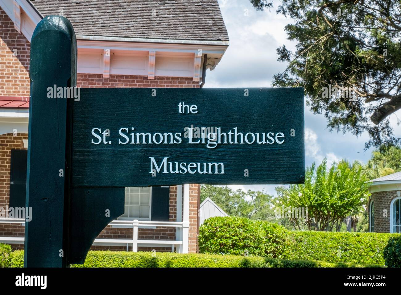 Holzschild für das St. Simons Lighthouse Museum in Georgia, USA Stockfoto