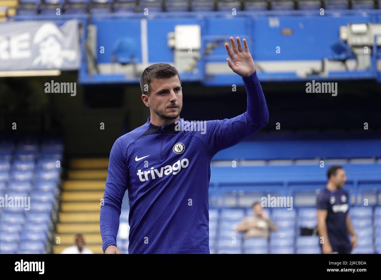 Fulham, London, Großbritannien. 23. August 2022. Die ersten Mannschaftsspieler des Chelsea Football Club trainieren auf ihrem Heimgelände, der Stamford Bridge, vor den Fans bei einem Training am Tag der offenen Tür. Hier vorgestellt: Mason Mount Credit: Motofoto/Alamy Live News Stockfoto