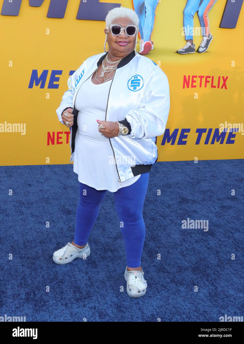 Westwood, USA. 23. August 2022. Luenell kommt zur Premiere des Netflix-Films Me TIME, der am Dienstag, den 23. August 2022 im Regency Village Theatre in Westwood, CA, stattfand. (Foto: Juan Pablo Rico/Sipa USA) Quelle: SIPA USA/Alamy Live News Stockfoto